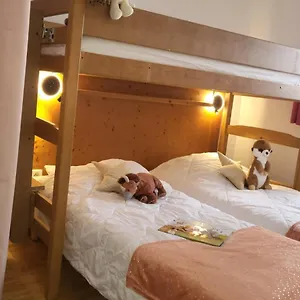 Rez De Chaussée Confortable Dans Les Villages Du Bacha Idéalement Placé à 100 M De L'ecole De Ski Chamrousse